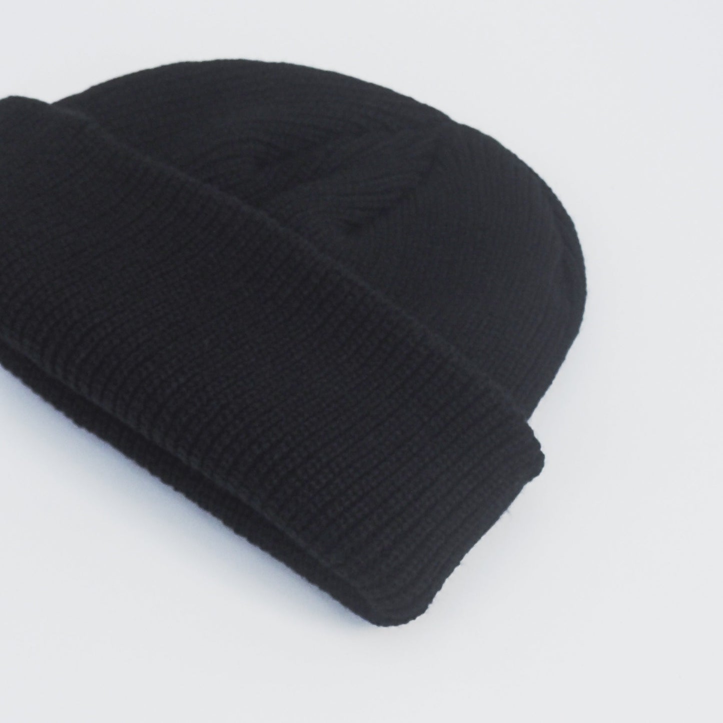 BEANIE - BLACK